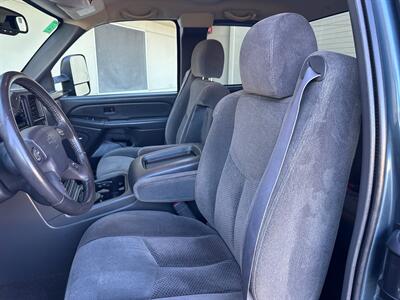 2006 Chevrolet Silverado 3500 SRW 8.1L V8 Vortec Allison 1000 6-Speed AUTO  LOW MILES ONE OWNER - Photo 84 - Sacramento, CA 95826