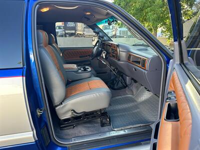 1997 Dodge Ram 2500 5.9L 12-Valve Compound Turbo  6-Speed Manual RESTO-MOD - Photo 19 - Sacramento, CA 95826