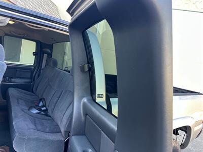 2002 Chevrolet Silverado 2500 4x4 Gas 6.0L Vortec Ext Cab Short Bed LOW MILES   - Photo 26 - Sacramento, CA 95826