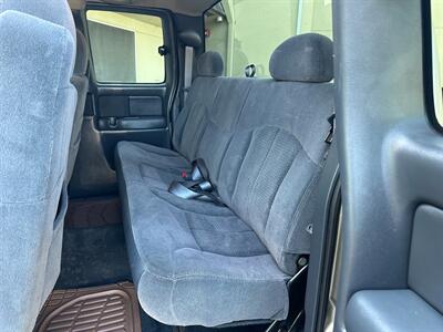 2002 Chevrolet Silverado 2500 4x4 Gas 6.0L Vortec Ext Cab Short Bed LOW MILES   - Photo 23 - Sacramento, CA 95826