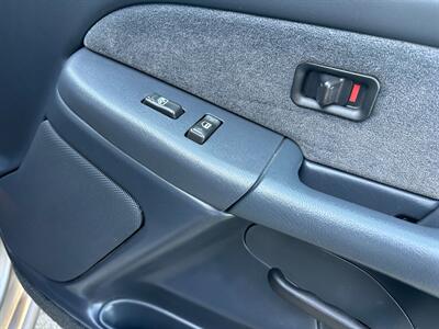 2002 Chevrolet Silverado 2500 4x4 Gas 6.0L Vortec Ext Cab Short Bed LOW MILES   - Photo 34 - Sacramento, CA 95826