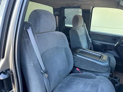 2002 Chevrolet Silverado 2500 4x4 Gas 6.0L Vortec Ext Cab Short Bed LOW MILES   - Photo 30 - Sacramento, CA 95826