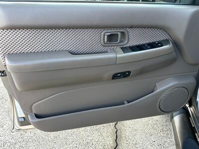 2004 Nissan Pathfinder SE   - Photo 12 - Sacramento, CA 95826
