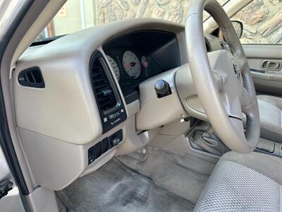 2004 Nissan Pathfinder SE   - Photo 13 - Sacramento, CA 95826