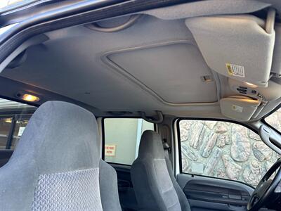 2003 Ford F-250 Super Duty 4x4 6.8L V10 Triton Crew Cab Short Bed  LOW MILES ONE OWNER - Photo 34 - Sacramento, CA 95826