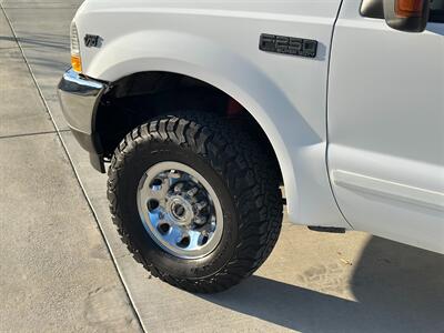 2003 Ford F-250 Super Duty 4x4 6.8L V10 Triton Crew Cab Short Bed  LOW MILES ONE OWNER - Photo 41 - Sacramento, CA 95826