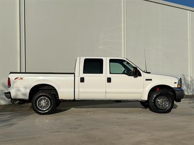 2003 Ford F-250 Super Duty 4x4 6.8L V10 Triton Crew Cab Short Bed  LOW MILES ONE OWNER - Photo 5 - Sacramento, CA 95826