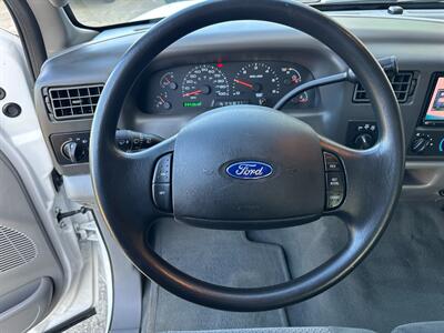 2003 Ford F-250 Super Duty 4x4 6.8L V10 Triton Crew Cab Short Bed  LOW MILES ONE OWNER - Photo 19 - Sacramento, CA 95826