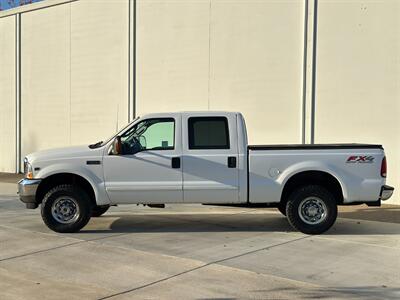 2003 Ford F-250 Super Duty 4x4 6.8L V10 Triton Crew Cab Short Bed  LOW MILES ONE OWNER - Photo 2 - Sacramento, CA 95826