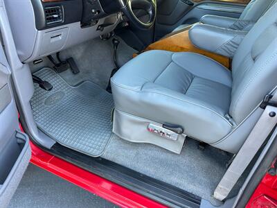 1995 Ford C-350 Centurion 4X4 7.3L Power Stroke Turbo Diesel  4-DOOR SUV LOW MILES - Photo 21 - Sacramento, CA 95826