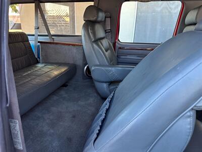 1995 Ford C-350 Centurion 4X4 7.3L Power Stroke Turbo Diesel  4-DOOR SUV LOW MILES - Photo 41 - Sacramento, CA 95826