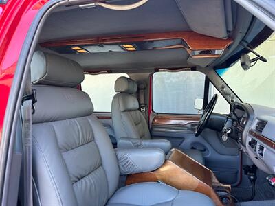 1995 Ford C-350 Centurion 4X4 7.3L Power Stroke Turbo Diesel  4-DOOR SUV LOW MILES - Photo 32 - Sacramento, CA 95826