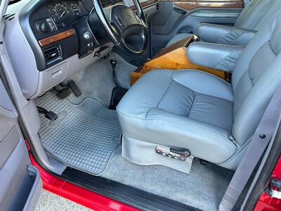 1995 Ford C-350 Centurion 4X4 7.3L Power Stroke Turbo Diesel  4-DOOR SUV LOW MILES - Photo 19 - Sacramento, CA 95826