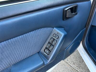 1988 Ford Mustang LX Fox Body 4-Cyl Convertible  40K MILES - Photo 38 - Sacramento, CA 95826