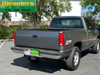 1992 Chevrolet Silverado 1500 4x4 Regular Cab Short Bed Z71 V8 5.7L 5-Speed  Manual - Photo 7 - Sacramento, CA 95826