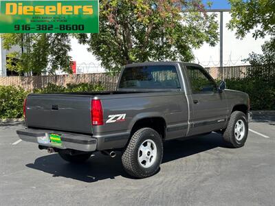 1992 Chevrolet Silverado 1500 4x4 Regular Cab Short Bed Z71 V8 5.7L 5-Speed  Manual - Photo 4 - Sacramento, CA 95826