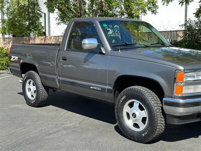 1992 Chevrolet Silverado 1500 4x4 Regular Cab Short Bed Z71 V8 5.7L 5-Speed  Manual - Photo 29 - Sacramento, CA 95826