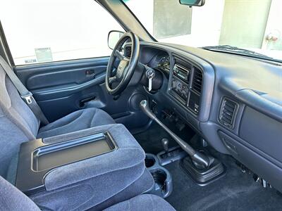 2001 GMC Sierra 2500 4x4 Single Cab Long Bed V8 6.0L Vortec 5-Speed  Manual LOW MILES - Photo 23 - Sacramento, CA 95826