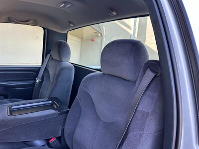 2001 GMC Sierra 2500 4x4 Single Cab Long Bed V8 6.0L Vortec 5-Speed  Manual LOW MILES - Photo 15 - Sacramento, CA 95826