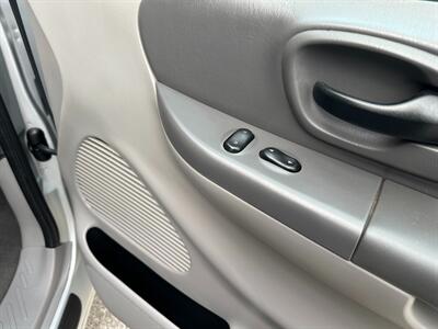 1999 Ford F-150 Regular Cab 4x4 Short Bed 5.4L V8 Triton LOW MILES  LIFTED ONE OWNER - Photo 23 - Sacramento, CA 95826