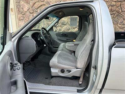 1999 Ford F-150 Regular Cab 4x4 Short Bed 5.4L V8 Triton LOW MILES  LIFTED ONE OWNER - Photo 10 - Sacramento, CA 95826
