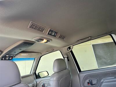 1997 Chevrolet Suburban K1500 4x4 5.7L V8 Vortec LIFTED LOADED LOW MILES   - Photo 20 - Sacramento, CA 95826