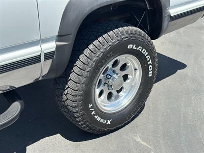 1997 Chevrolet Suburban K1500 4x4 5.7L V8 Vortec LIFTED LOADED LOW MILES   - Photo 40 - Sacramento, CA 95826