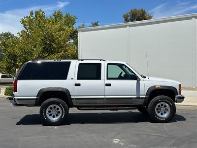 1997 Chevrolet Suburban K1500 4x4 5.7L V8 Vortec LIFTED LOADED LOW MILES   - Photo 5 - Sacramento, CA 95826