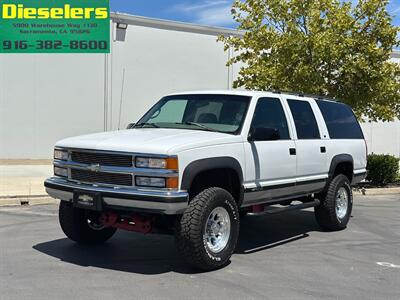 1997 Chevrolet Suburban K1500 4x4 5.7L V8 Vortec LIFTED LOADED LOW MILES   - Photo 1 - Sacramento, CA 95826