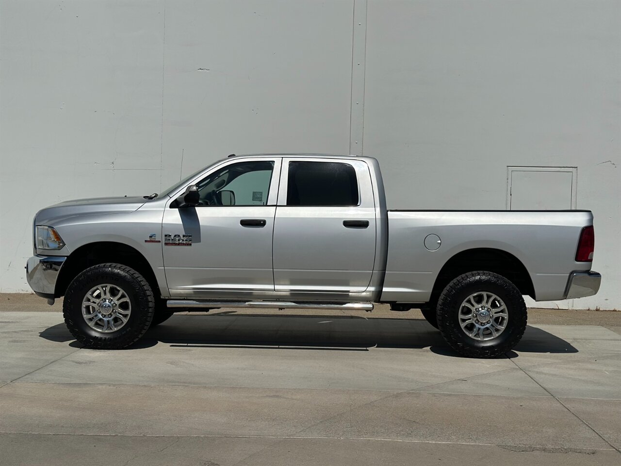 2018 Ram 2500 ST photo 2