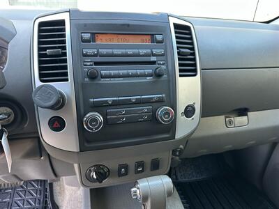 2012 Nissan Frontier 4.0L V6 SV 4x4 Automatic Crew Cab  ONE OWNER - Photo 21 - Sacramento, CA 95826