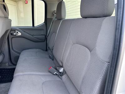 2012 Nissan Frontier 4.0L V6 SV 4x4 Automatic Crew Cab  ONE OWNER - Photo 24 - Sacramento, CA 95826