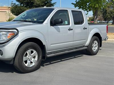 2012 Nissan Frontier 4.0L V6 SV 4x4 Automatic Crew Cab  ONE OWNER - Photo 7 - Sacramento, CA 95826