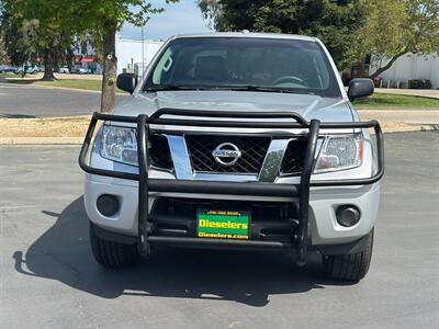 2012 Nissan Frontier 4.0L V6 SV 4x4 Automatic Crew Cab  ONE OWNER - Photo 9 - Sacramento, CA 95826