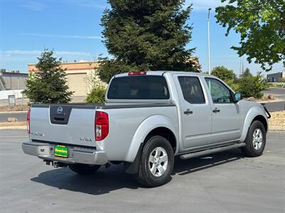 2012 Nissan Frontier 4.0L V6 SV 4x4 Automatic Crew Cab  ONE OWNER - Photo 4 - Sacramento, CA 95826