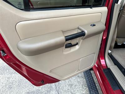2004 Ford Explorer Sport Trac XLT 4x4 4.0L V6 Leather Loaded   - Photo 29 - Sacramento, CA 95826