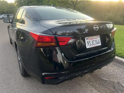 2025 Nissan Altima 2.5 SV   - Photo 2 - San Diego, CA 92126