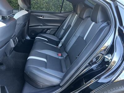 2025 Toyota Camry SE   - Photo 12 - San Diego, CA 92126