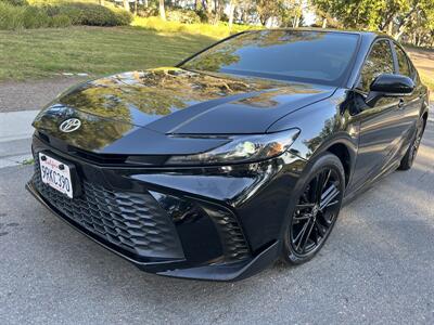 2025 Toyota Camry SE Sedan