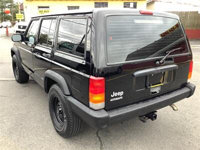 2000 Jeep Cherokee SE - Photo 5 - Hatboro, PA 19040