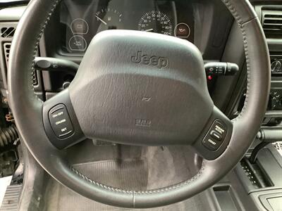 2000 Jeep Cherokee SE - Photo 19 - Hatboro, PA 19040