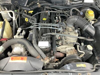 2000 Jeep Cherokee SE - Photo 11 - Hatboro, PA 19040