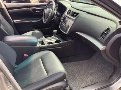 2016 Nissan Altima 2.5 SR   - Photo 14 - Hatboro, PA 19040