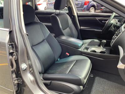 2016 Nissan Altima 2.5 SR   - Photo 13 - Hatboro, PA 19040