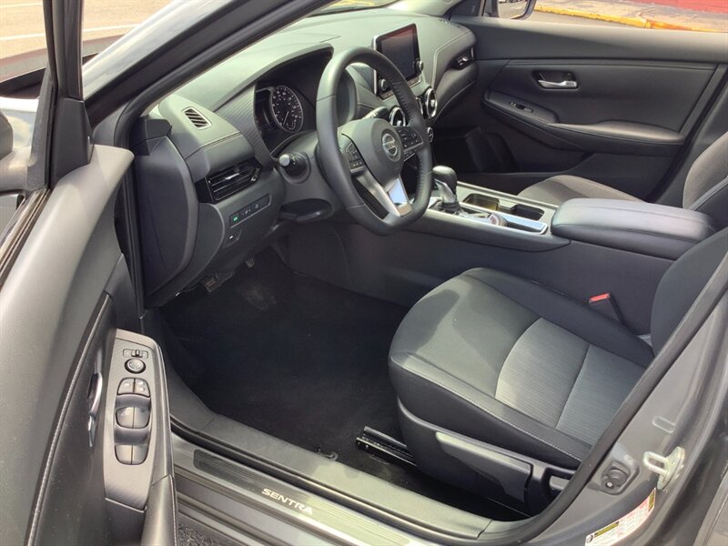 2021 Nissan Sentra SV - Photo 11 - Hatboro, PA 19040