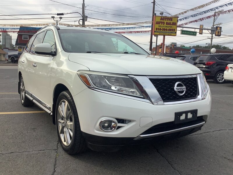 2016 Nissan Pathfinder PLATINUM   - Photo 1 - Hatboro, PA 19040