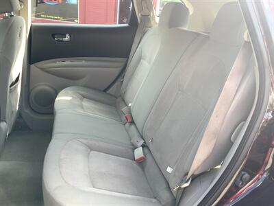 2015 Nissan Rogue Select S   - Photo 12 - Hatboro, PA 19040