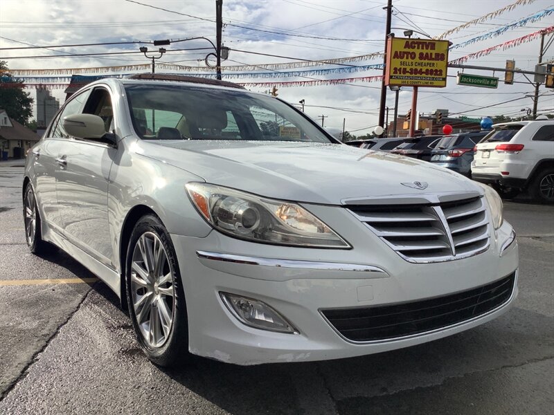 2012 Hyundai Genesis 3.8L V6   - Photo 1 - Hatboro, PA 19040