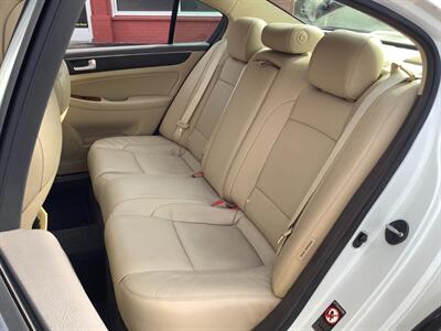 2012 Hyundai Genesis 3.8L V6 - Photo 12 - Hatboro, PA 19040