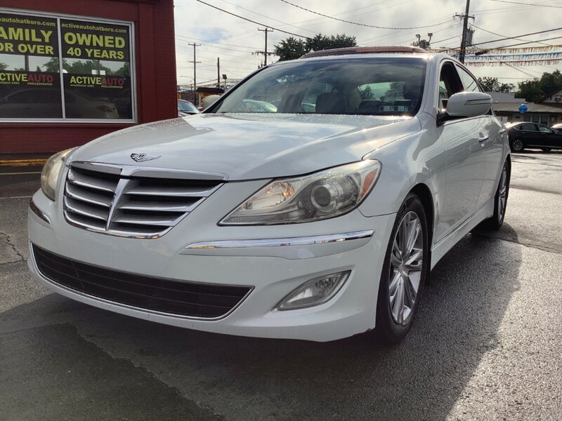 2012 Hyundai Genesis 3.8L V6 - Photo 3 - Hatboro, PA 19040
